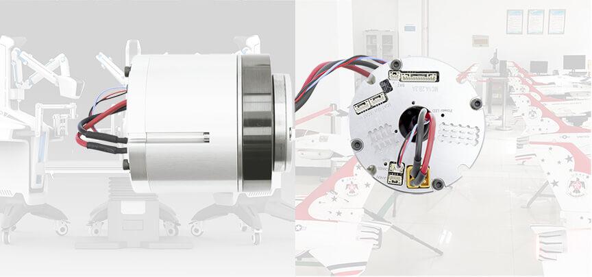 eRob 70I is connected with eRob 70I by eRob cable